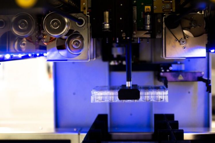 An image of the Hamilton MicroLab Star PLUS at the Earlham Biofoundry. Credit: Earlham Institute