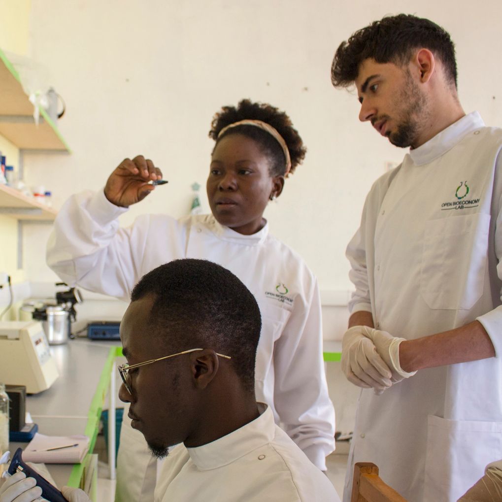 Beneficial Bio scientists working in the MboaLab manufacturing centre