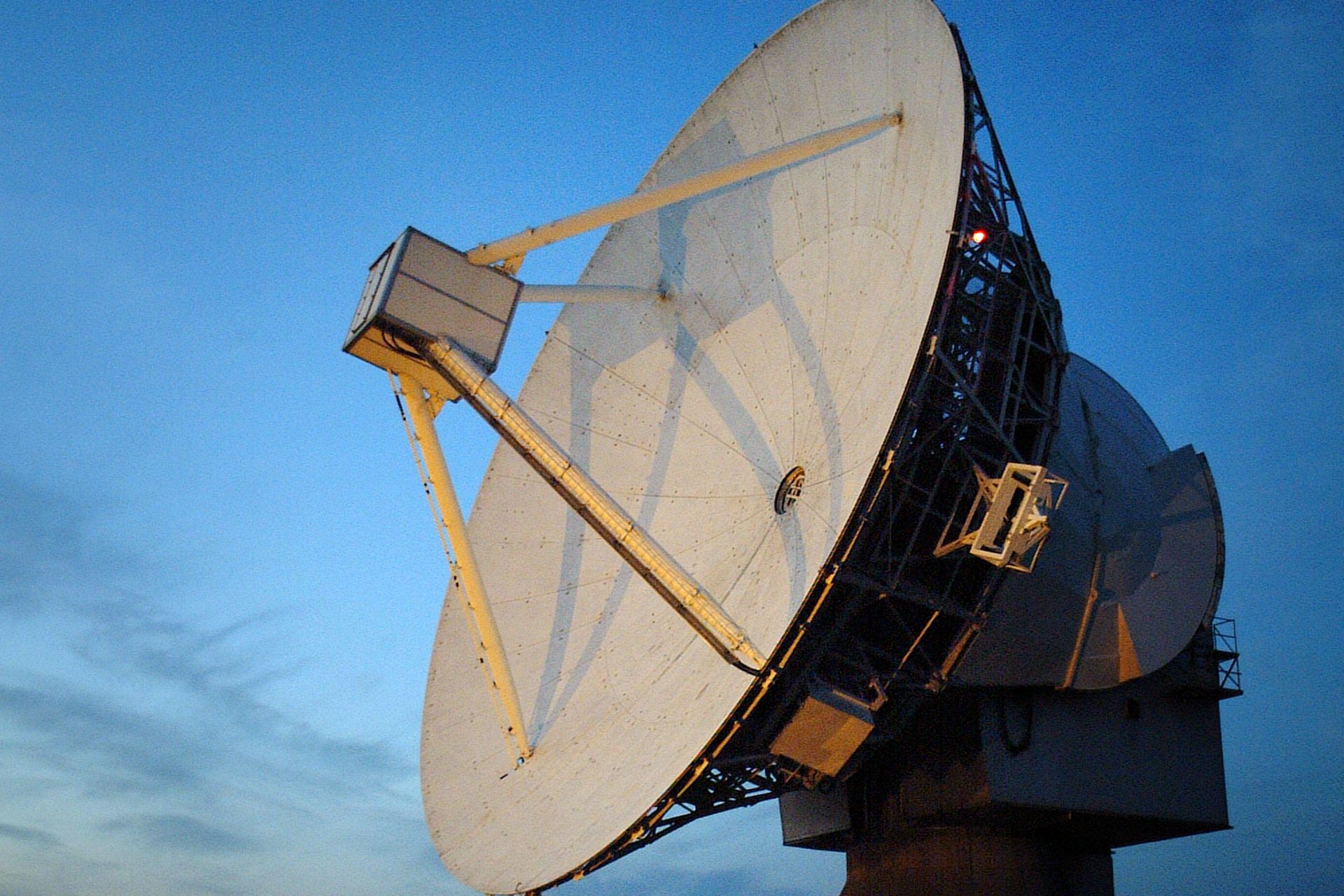 The 25m dish at Chilbolton Observatory